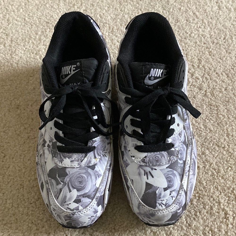 COPY - Size 8, Women’s Nike Air Max Leather Black and White Floral